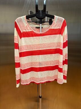 Women's Long-Sleeve Scoop Neck Stripe Top in Red and Cream